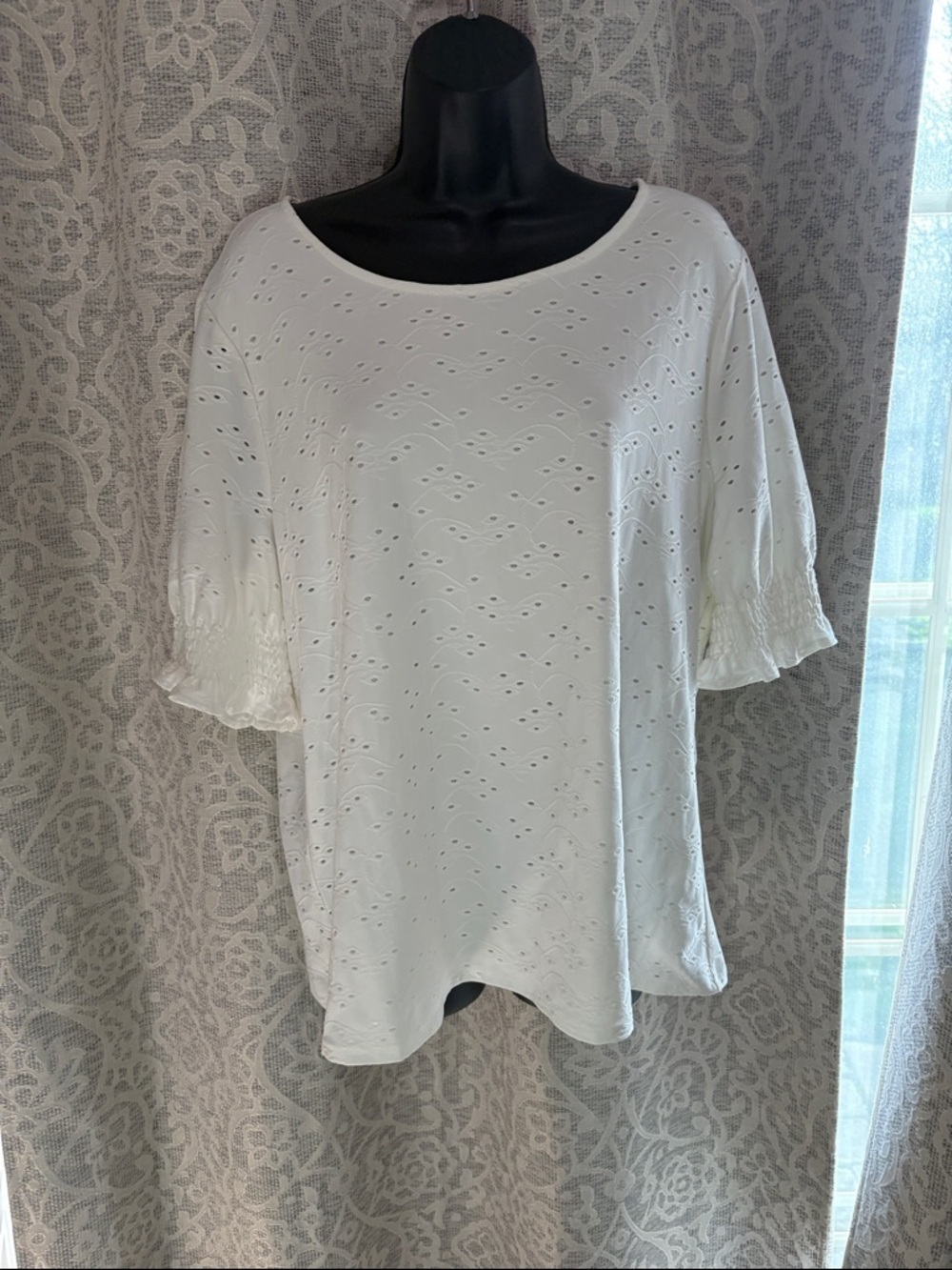 Adrianna Papell XL Ivory Eyelet Short Sleeve Women's Top
